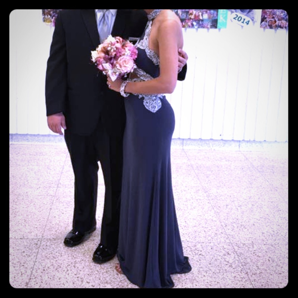 One of a Kind Prom Dress 💙